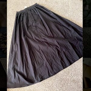Black maxi skirt with zipper
